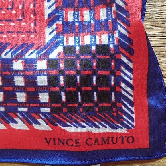 NWT VINCE CAMUTO scarf - Picture 5 of 7